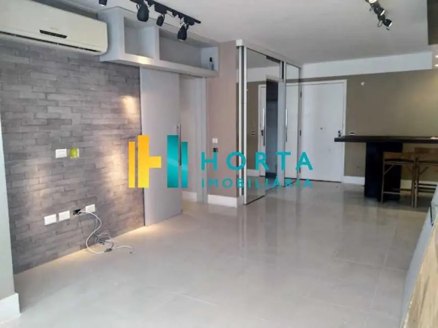 Foto 4 de Apartamento com 2 quartos à venda, 100m2 em Rio De Janeiro - RJ