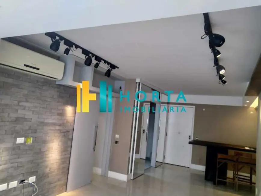 Foto 6 de Apartamento com 2 quartos à venda, 100m2 em Rio De Janeiro - RJ