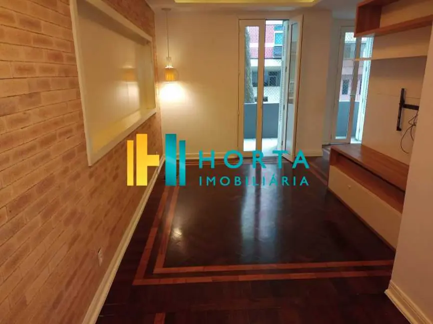 Foto 2 de Apartamento com 3 quartos à venda, 104m2 em Rio De Janeiro - RJ