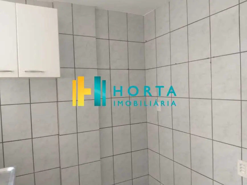 Kitnet à venda, 35m2 em Rio De Janeiro - RJ - imagem 6 Foto 6 de Kitnet à venda, 35m2 em Rio De Janeiro - RJ