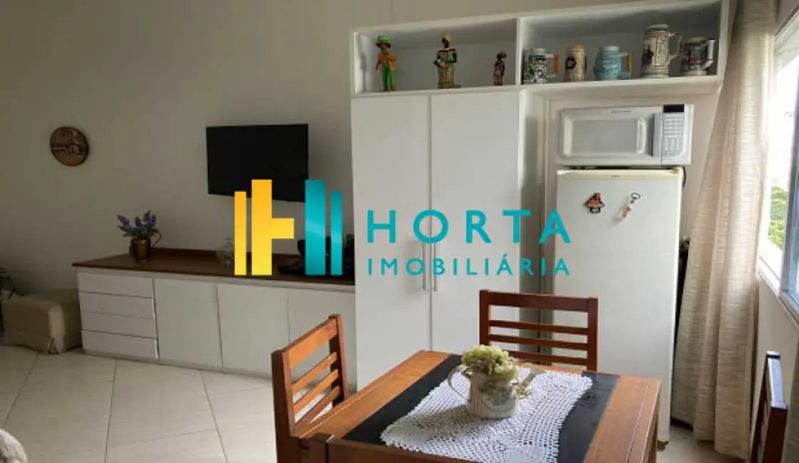 Foto 3 de Kitnet à venda, 26m2 em Rio De Janeiro - RJ