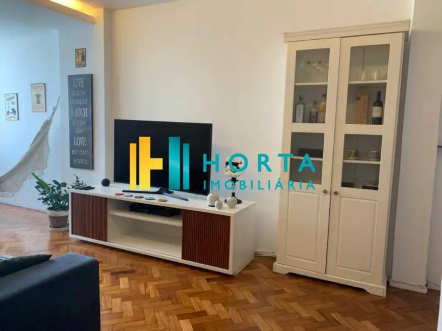 Foto 2 de Apartamento com 2 quartos à venda, 67m2 em Rio De Janeiro - RJ