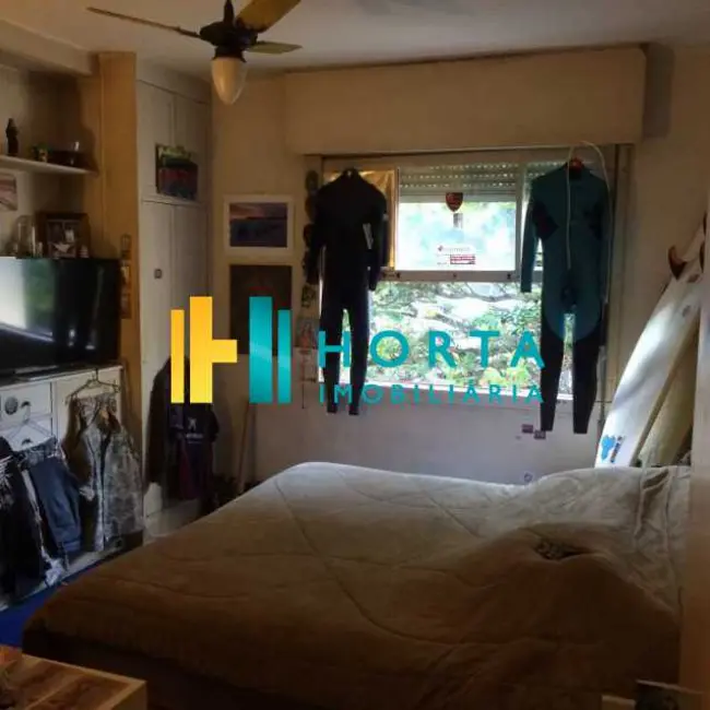 Apartamento com 3 quartos à venda, 150m2 em Rio De Janeiro - RJ - imagem 3 Foto 3 de Apartamento com 3 quartos à venda, 150m2 em Rio De Janeiro - RJ