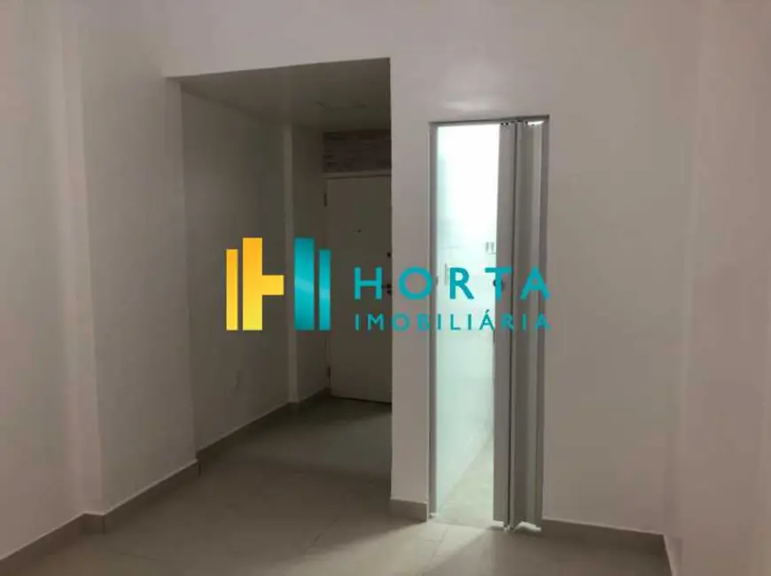 Kitnet com 1 quarto à venda, 23m2 em Rio De Janeiro - RJ - imagem 5 Foto 5 de Kitnet com 1 quarto à venda, 23m2 em Rio De Janeiro - RJ