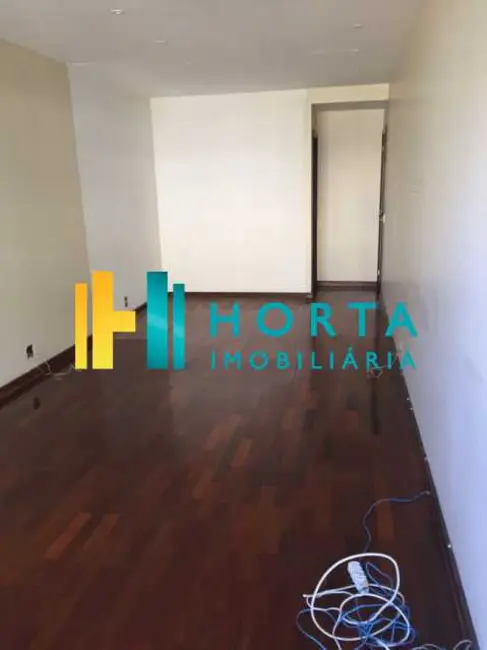 Foto 4 de Apartamento com 3 quartos à venda, 200m2 em Rio De Janeiro - RJ
