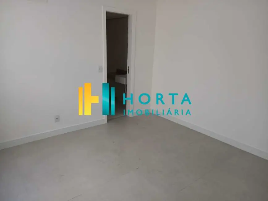 Foto 9 de Cobertura com 2 quartos à venda, 180m2 em Rio De Janeiro - RJ