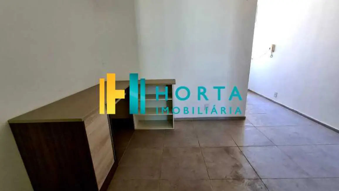 Apartamento à venda, 32m2 em Rio De Janeiro - RJ - imagem 3 Foto 3 de Apartamento à venda, 32m2 em Rio De Janeiro - RJ