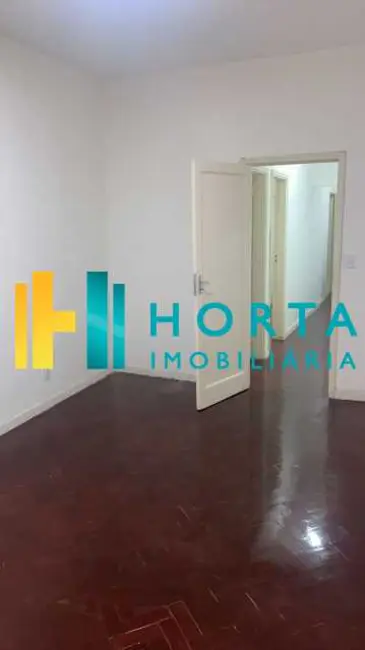 Apartamento com 4 quartos à venda, 230m2 em Rio De Janeiro - RJ - imagem 9 Foto 9 de Apartamento com 4 quartos à venda, 230m2 em Rio De Janeiro - RJ