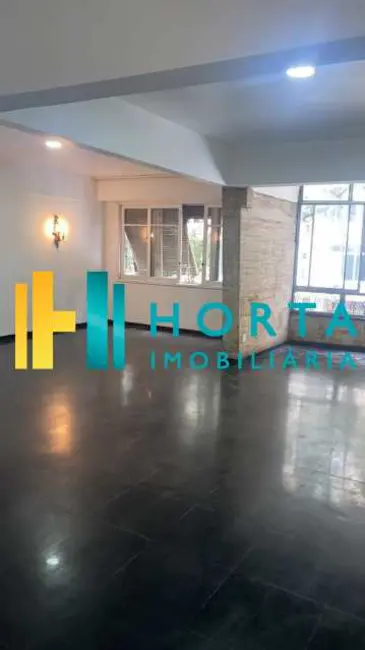 Apartamento com 4 quartos à venda, 230m2 em Rio De Janeiro - RJ - imagem 3 Foto 3 de Apartamento com 4 quartos à venda, 230m2 em Rio De Janeiro - RJ