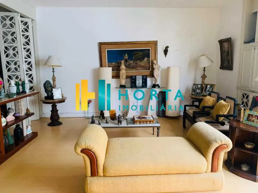 Cobertura com 7 quartos à venda, 680m2 em Rio De Janeiro - RJ - imagem 7 Foto 7 de Cobertura com 7 quartos à venda, 680m2 em Rio De Janeiro - RJ