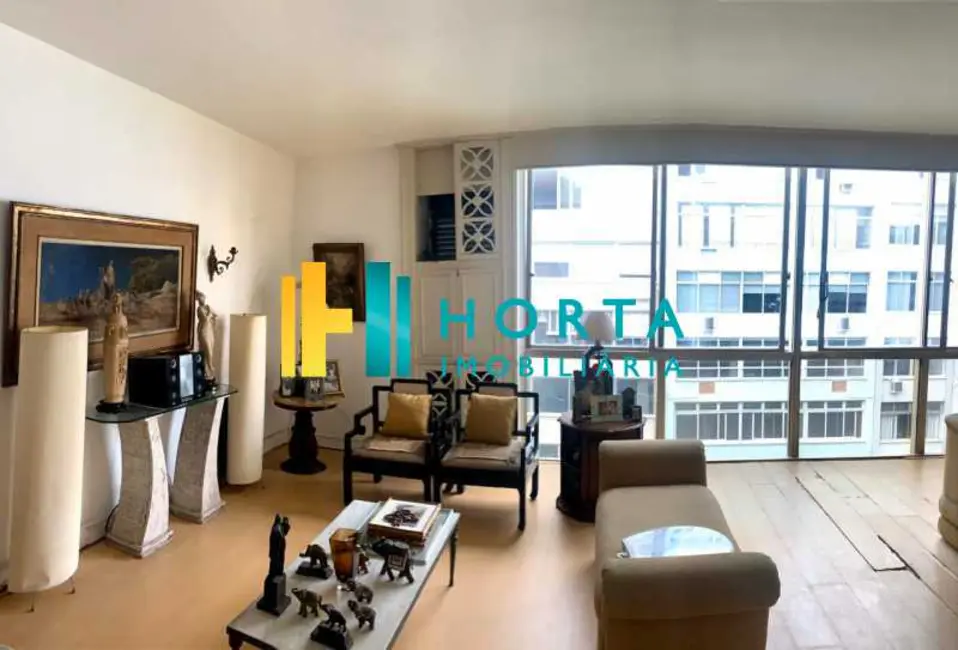 Cobertura com 7 quartos à venda, 680m2 em Rio De Janeiro - RJ - imagem 9 Foto 9 de Cobertura com 7 quartos à venda, 680m2 em Rio De Janeiro - RJ