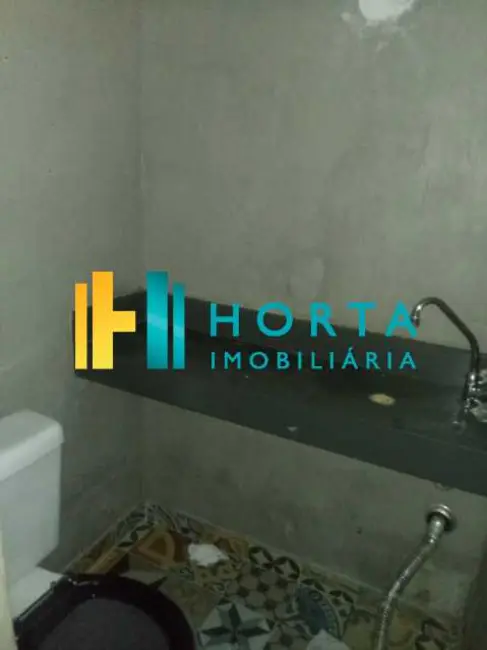 Loja à venda, 100m2 em Rio De Janeiro - RJ - imagem 5 Foto 5 de Loja à venda, 100m2 em Rio De Janeiro - RJ