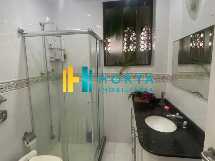Foto 8 de Apartamento com 4 quartos à venda, 110m2 em Rio De Janeiro - RJ