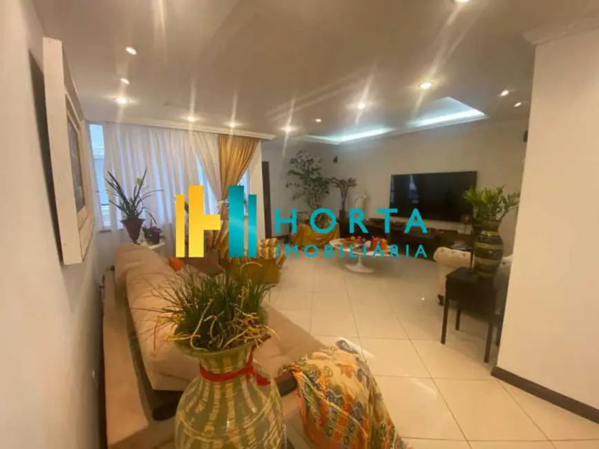 Foto 3 de Apartamento com 4 quartos à venda, 110m2 em Rio De Janeiro - RJ