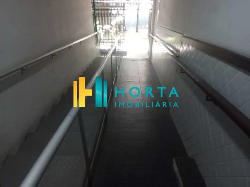 Foto 6 de Casa Comercial para alugar, 40m2 em Rio De Janeiro - RJ