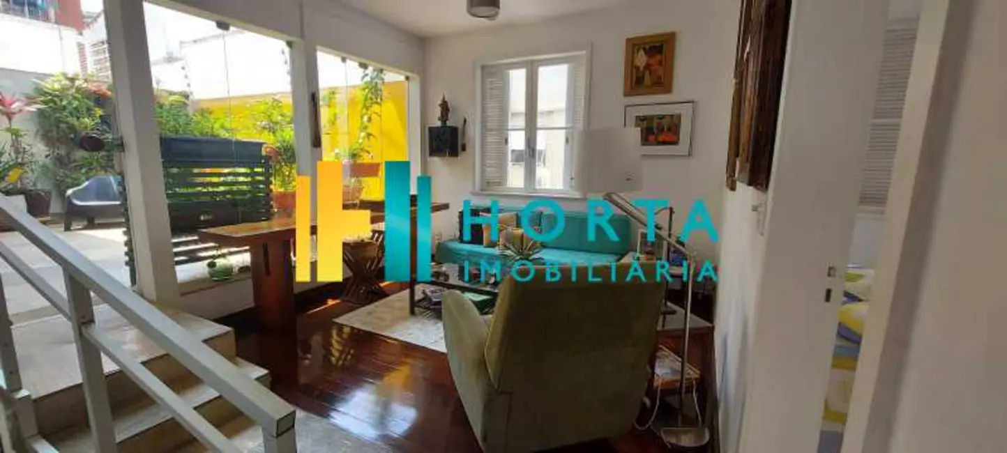 Foto 4 de Cobertura com 2 quartos à venda, 125m2 em Rio De Janeiro - RJ