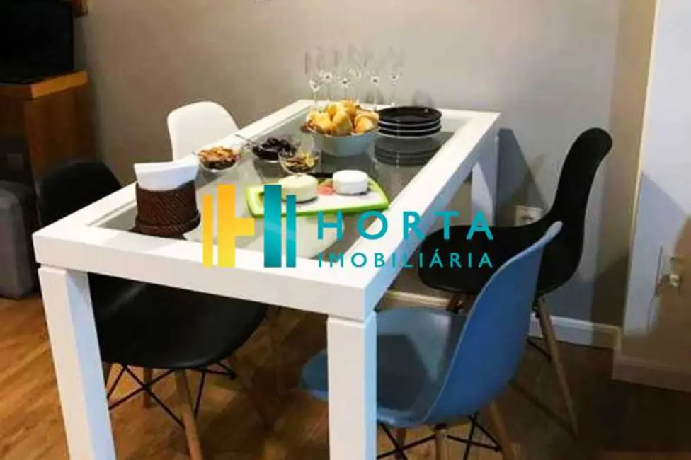 Foto 4 de Kitnet com 1 quarto à venda, 45m2 em Rio De Janeiro - RJ