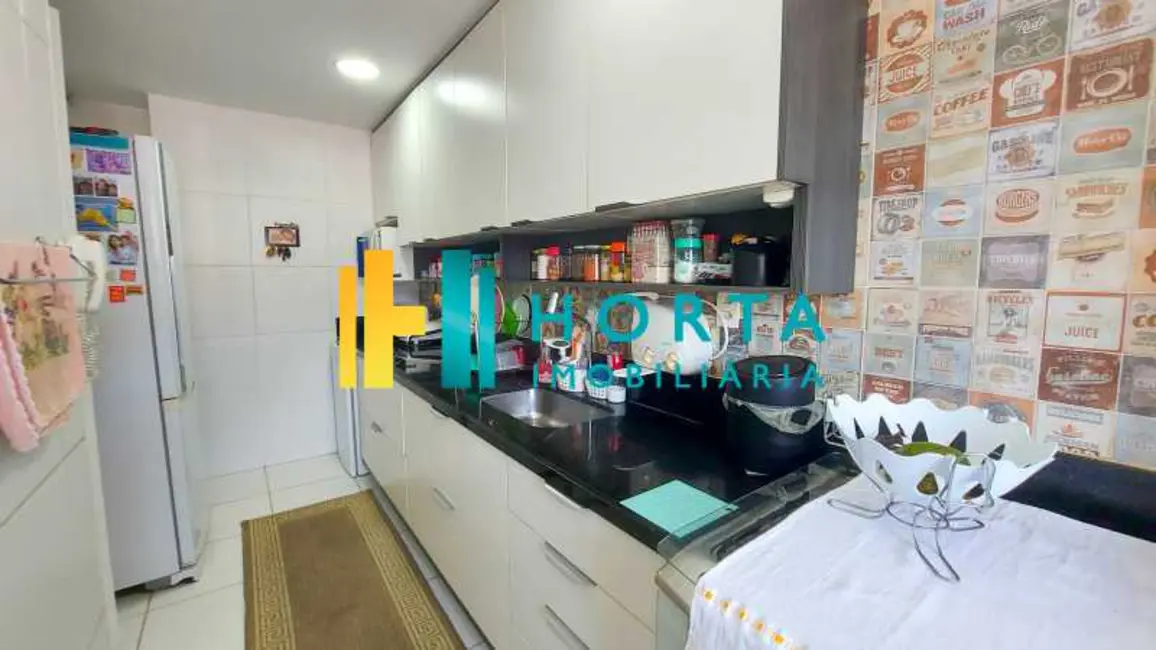 Foto 9 de Apartamento com 4 quartos à venda, 95m2 em Rio De Janeiro - RJ