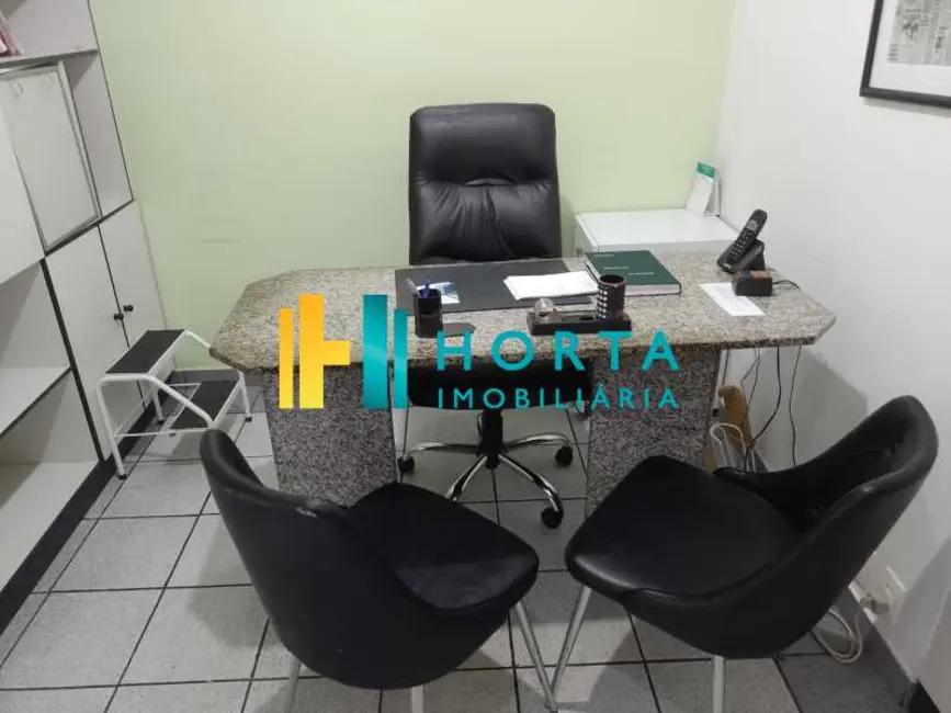 Sala Comercial à venda, 34m2 em Rio De Janeiro - RJ - imagem 8 Foto 8 de Sala Comercial à venda, 34m2 em Rio De Janeiro - RJ