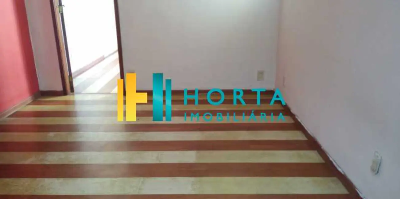 Foto 3 de Kitnet à venda, 38m2 em Rio De Janeiro - RJ