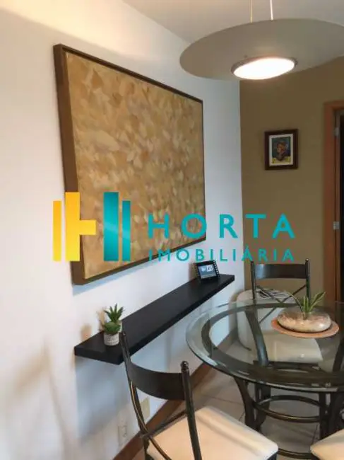 Foto 8 de Apartamento com 2 quartos à venda, 73m2 em Rio De Janeiro - RJ