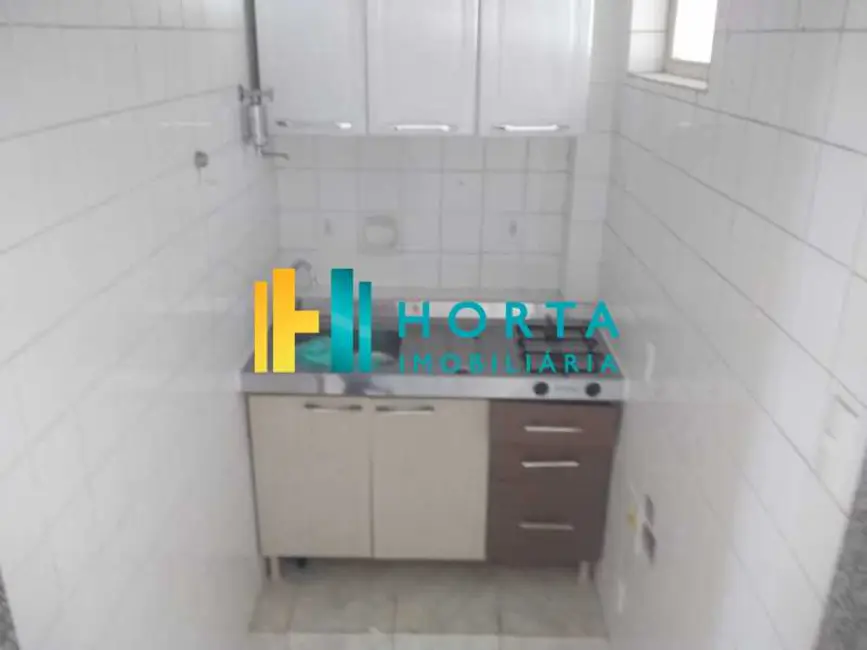 Foto 6 de Kitnet à venda, 30m2 em Rio De Janeiro - RJ