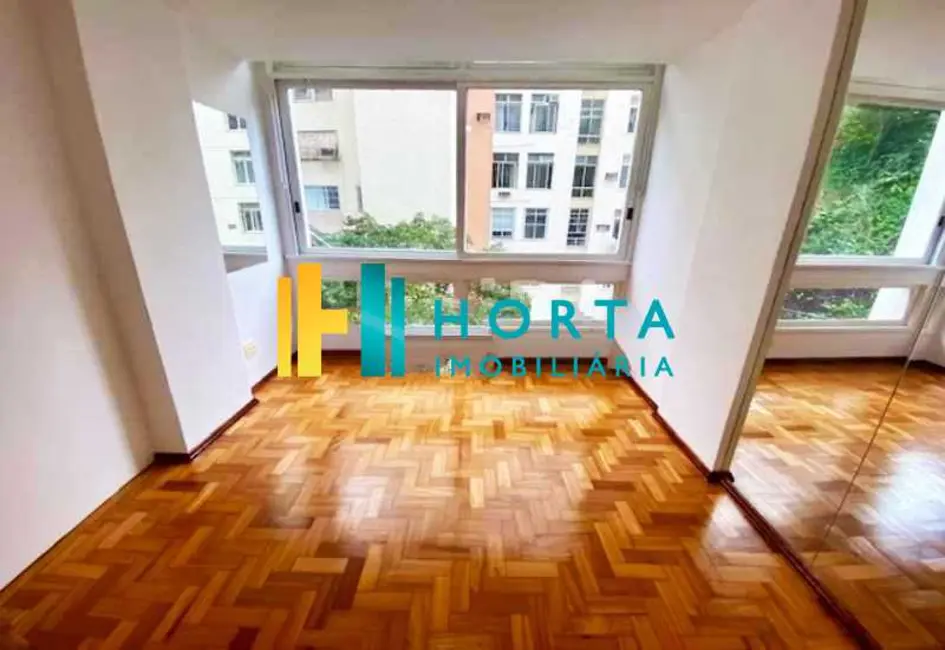 Foto 2 de Apartamento com 3 quartos à venda, 100m2 em Rio De Janeiro - RJ