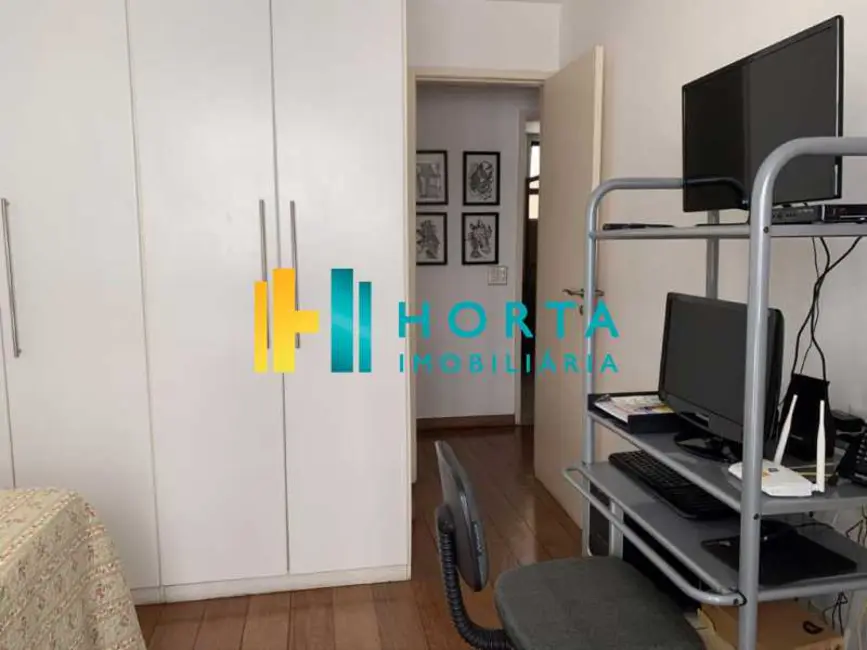 Foto 7 de Apartamento com 3 quartos à venda, 121m2 em Rio De Janeiro - RJ