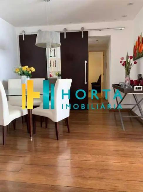 Foto 2 de Apartamento com 3 quartos à venda, 121m2 em Rio De Janeiro - RJ