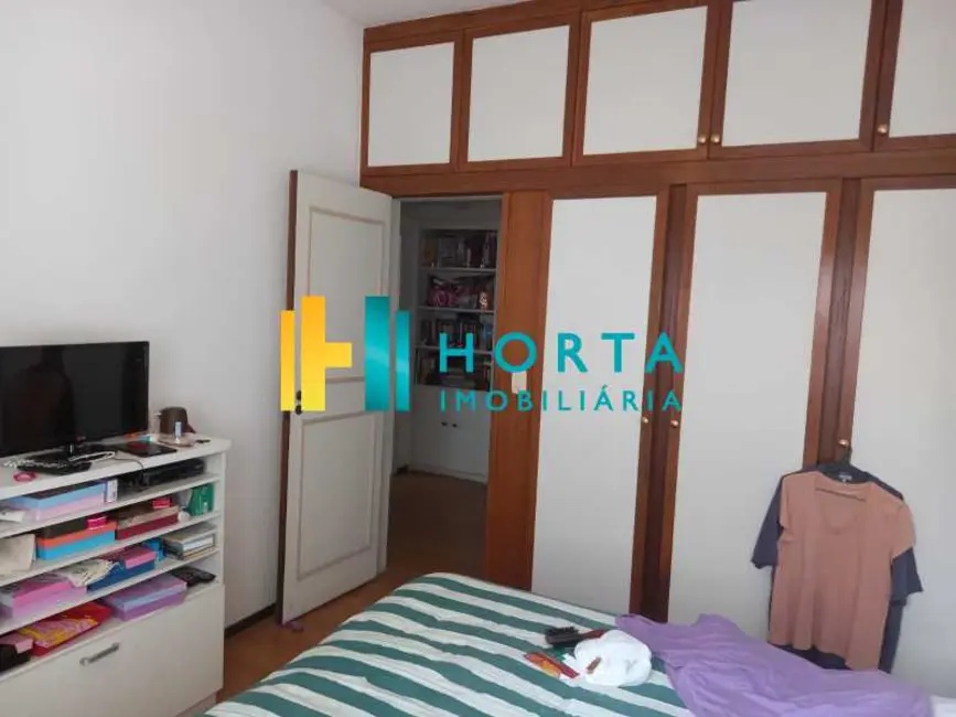 Foto 9 de Apartamento com 4 quartos à venda, 150m2 em Rio De Janeiro - RJ