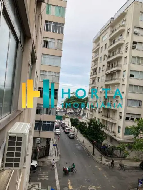Foto 1 de Kitnet com 1 quarto à venda, 35m2 em Rio De Janeiro - RJ