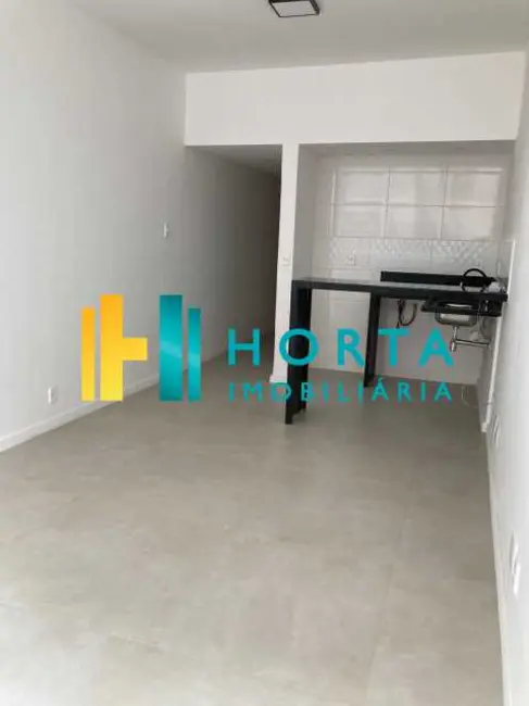 Kitnet com 1 quarto à venda, 35m2 em Rio De Janeiro - RJ - imagem 8 Foto 8 de Kitnet com 1 quarto à venda, 35m2 em Rio De Janeiro - RJ