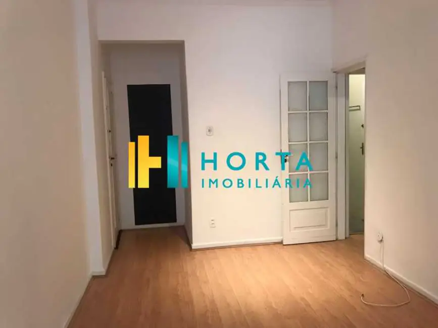 Apartamento com 2 quartos à venda, 74m2 em Rio De Janeiro - RJ - imagem 2 Foto 2 de Apartamento com 2 quartos à venda, 74m2 em Rio De Janeiro - RJ