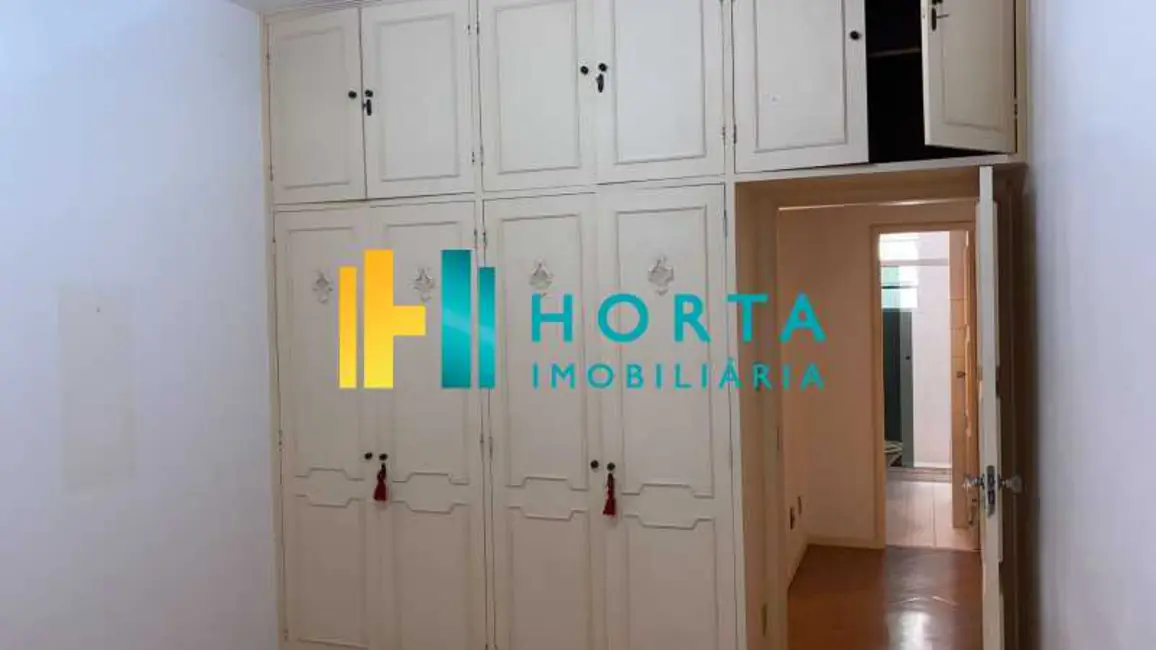 Foto 8 de Apartamento com 4 quartos à venda, 180m2 em Rio De Janeiro - RJ