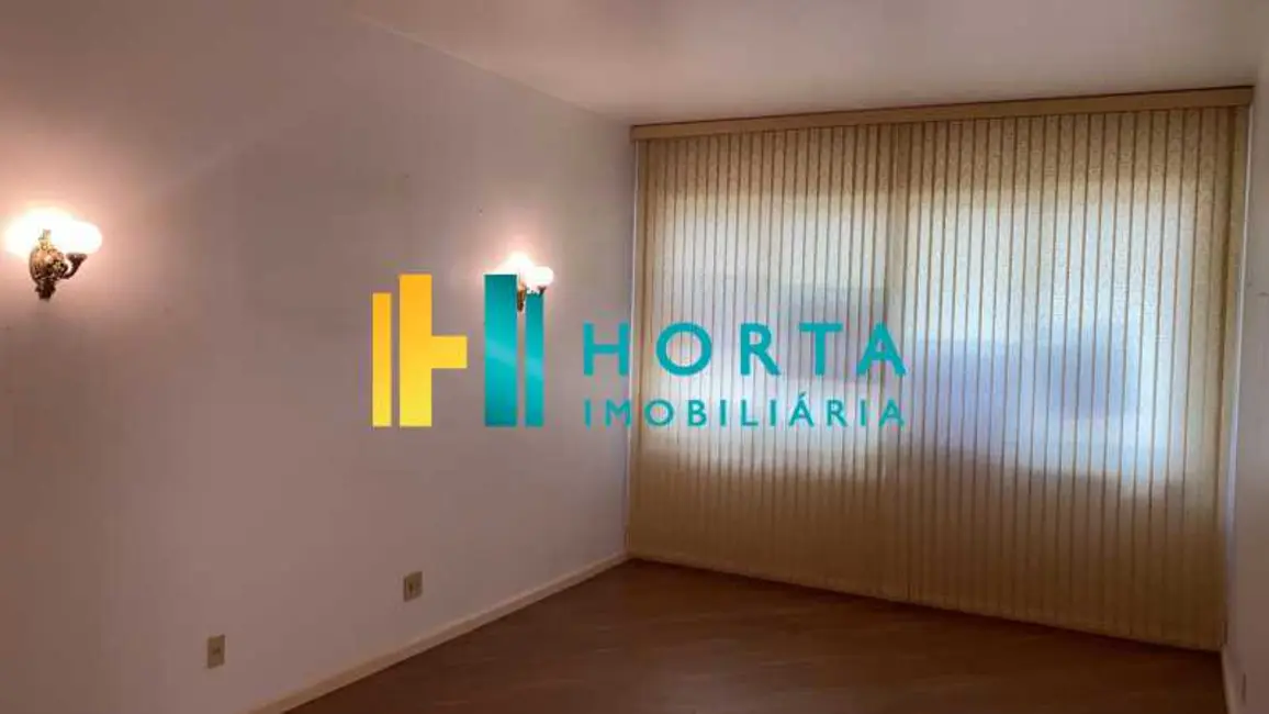 Foto 2 de Apartamento com 4 quartos à venda, 180m2 em Rio De Janeiro - RJ