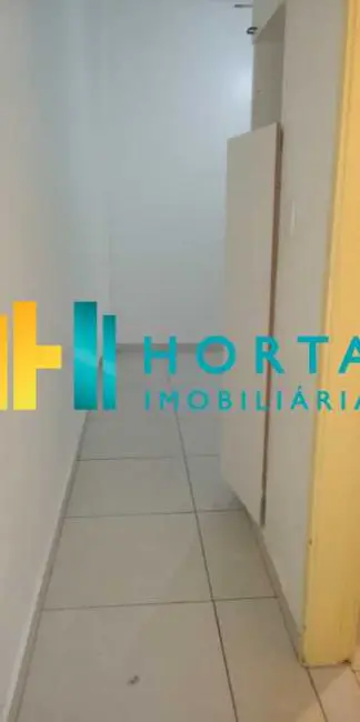 Kitnet com 1 quarto à venda, 32m2 em Rio De Janeiro - RJ - imagem 9 Foto 9 de Kitnet com 1 quarto à venda, 32m2 em Rio De Janeiro - RJ