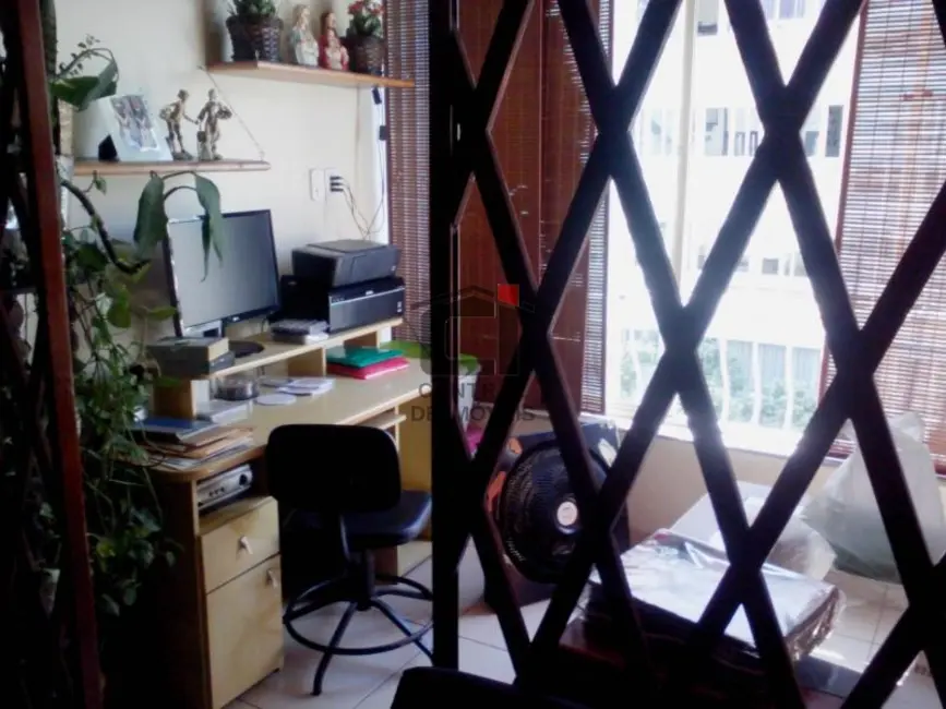 Foto 4 de Apartamento com 4 quartos à venda, 200m2 em Rio De Janeiro - RJ