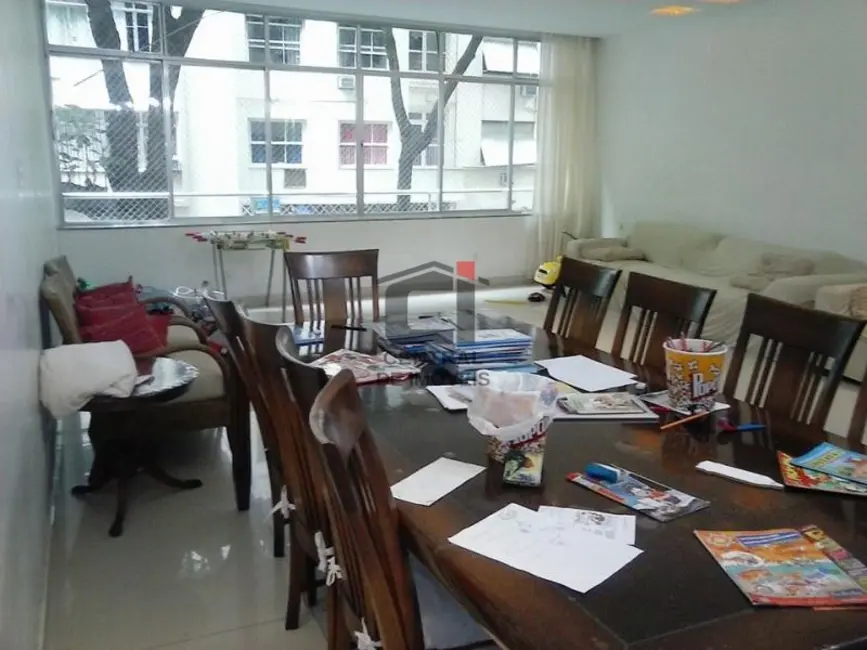 Foto 1 de Apartamento com 4 quartos à venda, 250m2 em Rio De Janeiro - RJ