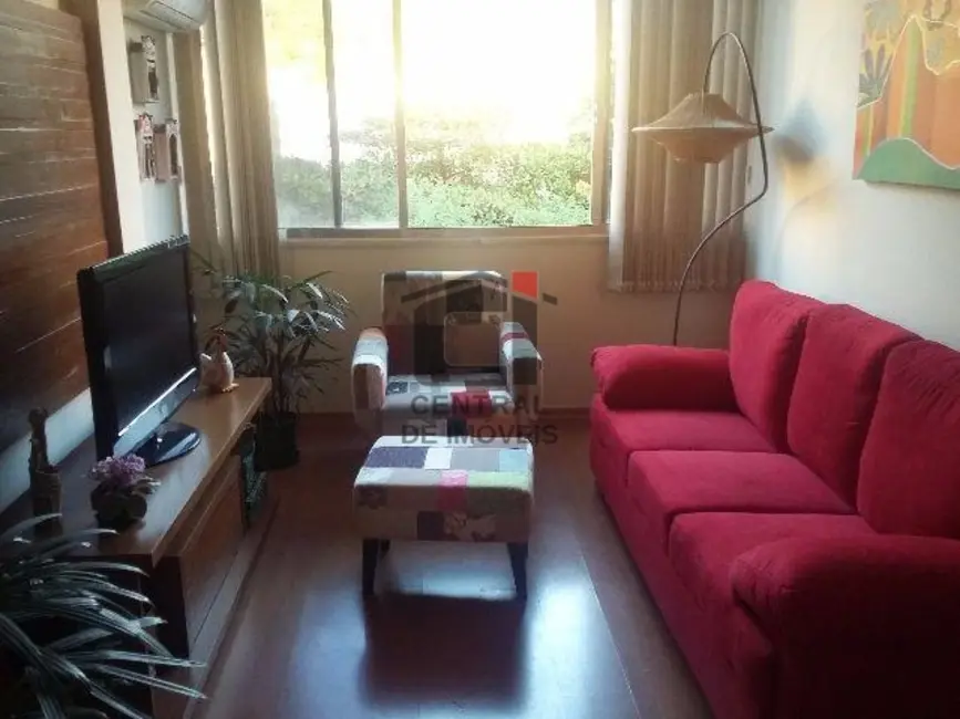 Foto 2 de Apartamento com 2 quartos à venda, 70m2 em Rio De Janeiro - RJ