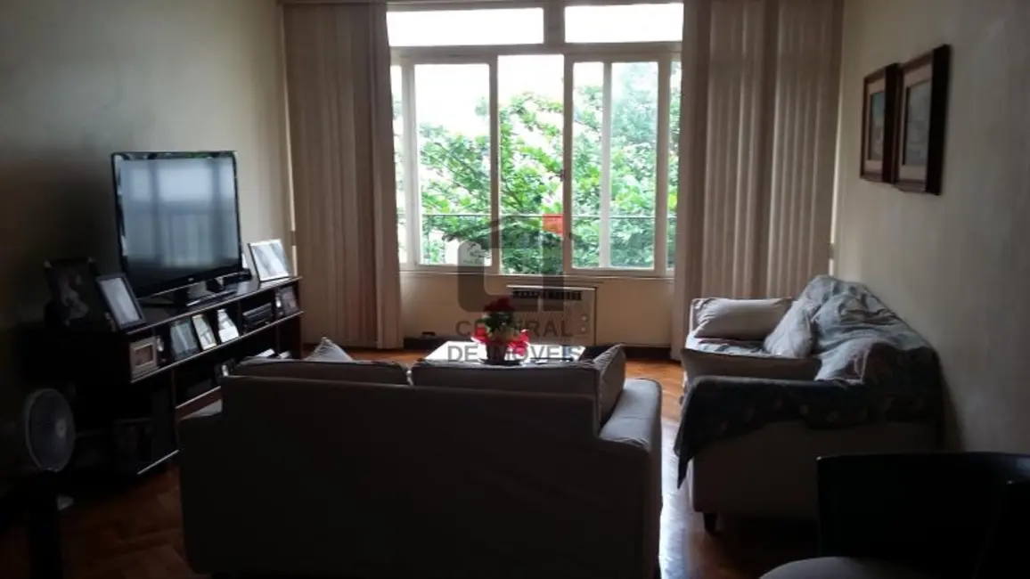 Apartamento com 3 quartos à venda, 135m2 em Rio De Janeiro - RJ - imagem 8 Foto 8 de Apartamento com 3 quartos à venda, 135m2 em Rio De Janeiro - RJ