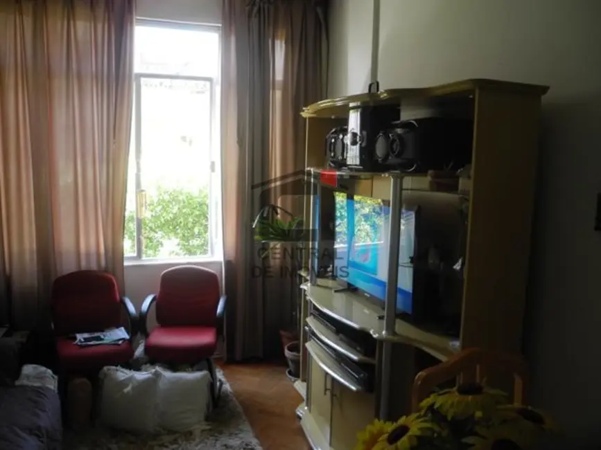 Foto 3 de Apartamento com 2 quartos à venda, 66m2 em Rio De Janeiro - RJ