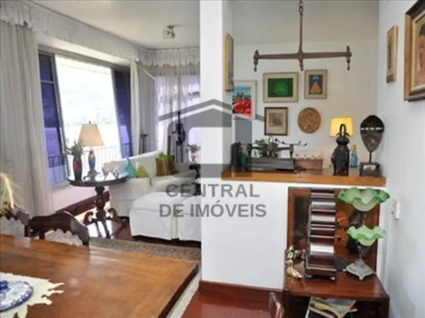 Foto 3 de Apartamento com 4 quartos à venda, 250m2 em Rio De Janeiro - RJ