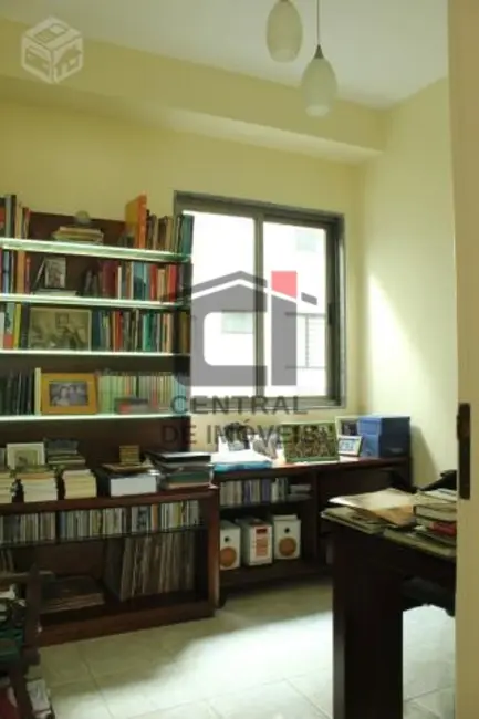 Foto 3 de Apartamento com 3 quartos à venda em Rio De Janeiro - RJ