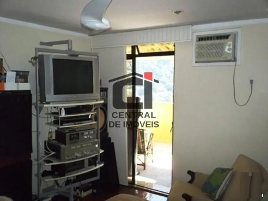 Cobertura com 2 quartos à venda, 118m2 em Rio De Janeiro - RJ - imagem 4 Foto 4 de Cobertura com 2 quartos à venda, 118m2 em Rio De Janeiro - RJ