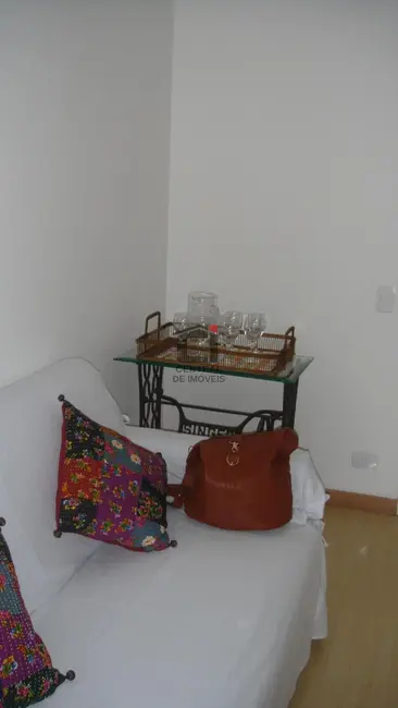 Loft / Flat com 1 quarto à venda em Rio De Janeiro - RJ - imagem 2 Foto 2 de Loft / Flat com 1 quarto à venda em Rio De Janeiro - RJ