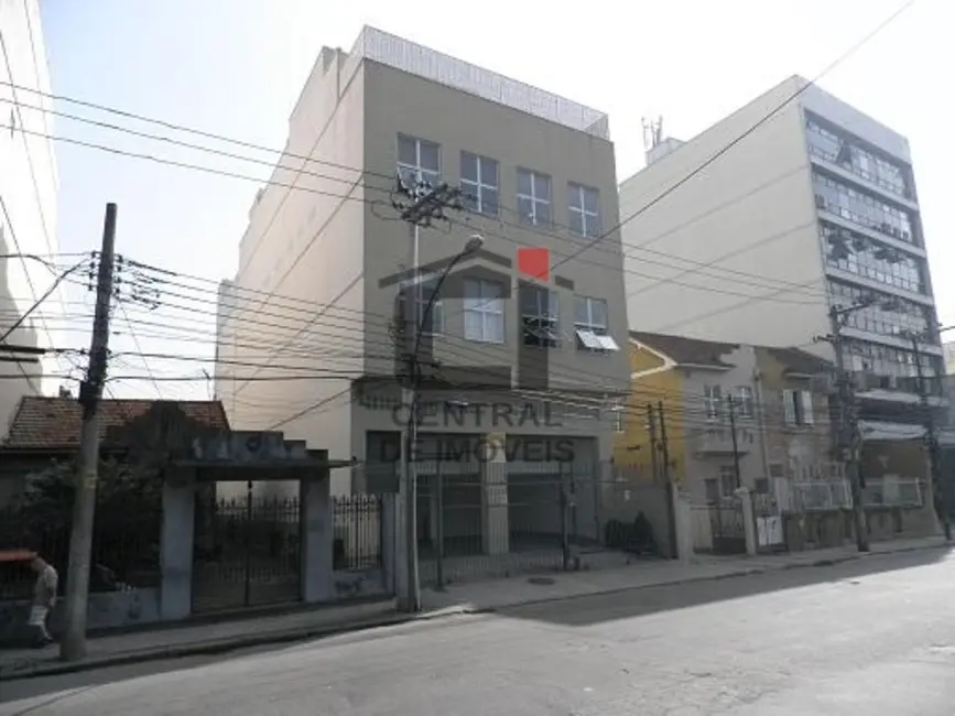 Armazém / Galpão à venda, 1700m2 em Rio De Janeiro - RJ - imagem 3 Foto 3 de Armazém / Galpão à venda, 1700m2 em Rio De Janeiro - RJ