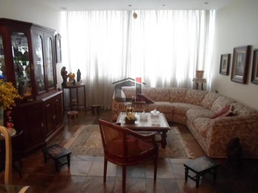 Apartamento com 3 quartos à venda, 120m2 em Rio De Janeiro - RJ - imagem 2 Foto 2 de Apartamento com 3 quartos à venda, 120m2 em Rio De Janeiro - RJ