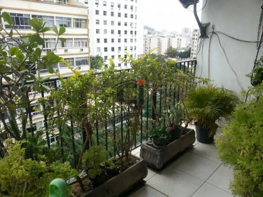 Foto 2 de Apartamento com 2 quartos à venda, 95m2 em Rio De Janeiro - RJ