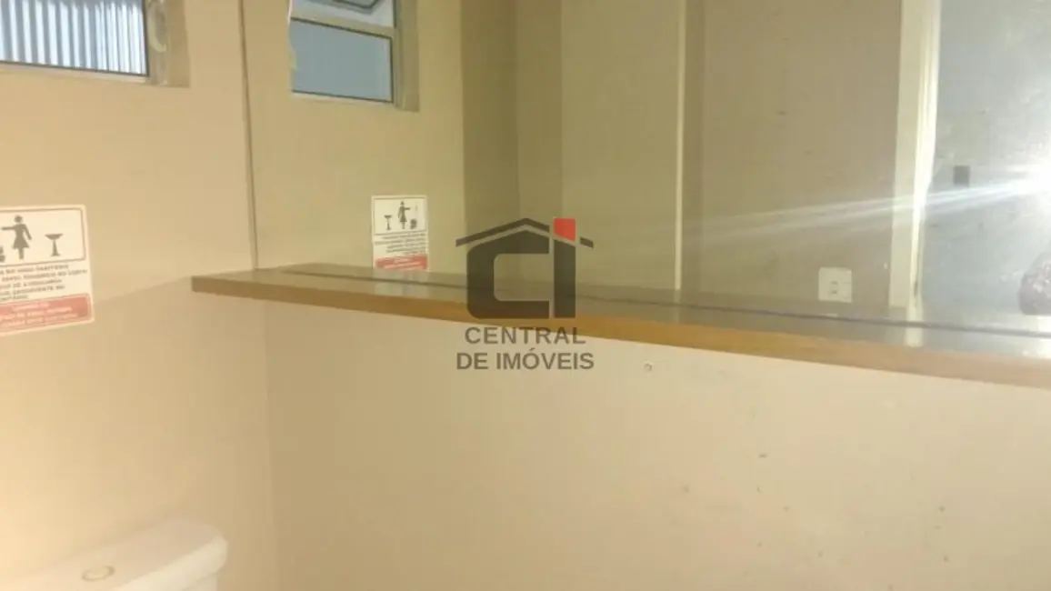 Foto 2 de Sala Comercial à venda, 220m2 em Rio De Janeiro - RJ