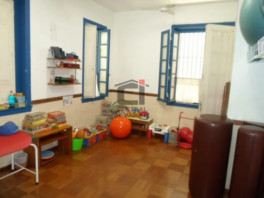 Casa com 7 quartos à venda, 222m2 em Rio De Janeiro - RJ - imagem 6 Foto 6 de Casa com 7 quartos à venda, 222m2 em Rio De Janeiro - RJ